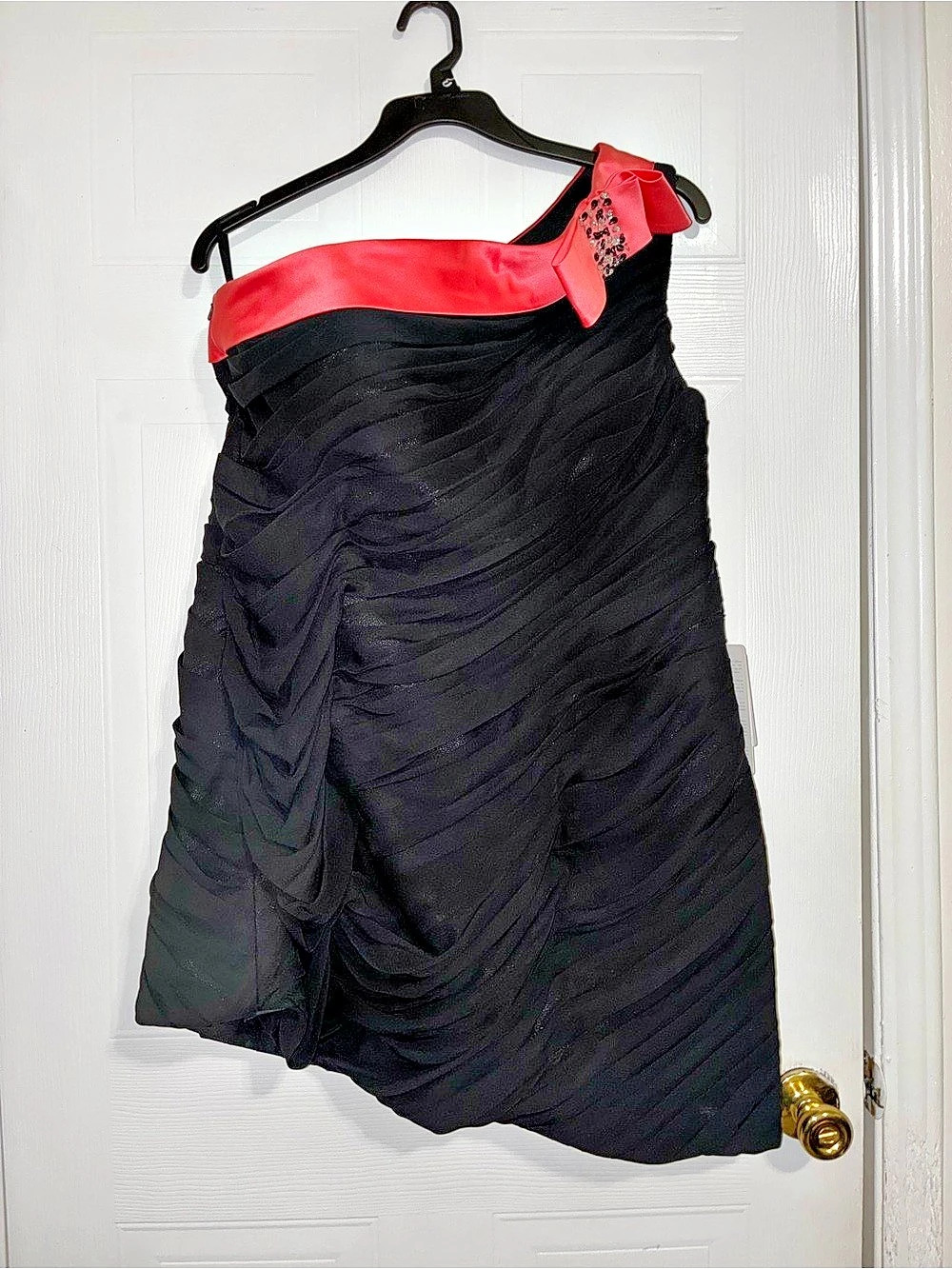 JJ's House One Shoulder Ruched Dress Black & Pink NWT